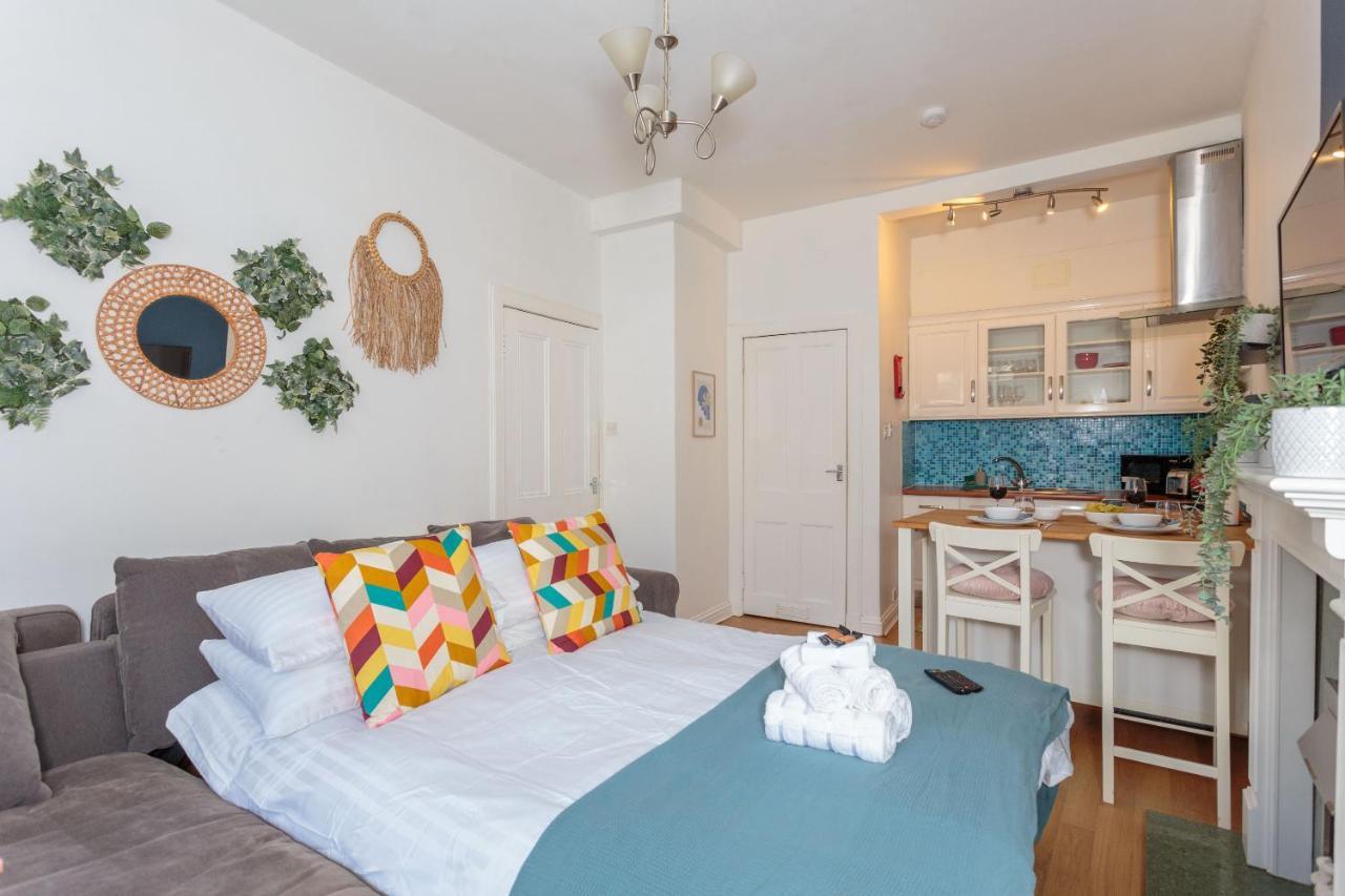 Warm 1bed Flat Leith Walk * Édimbourg
