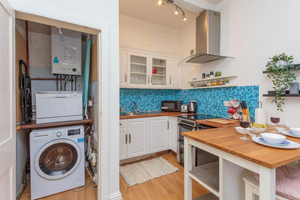 Warm 1bed Flat Leith Walk Édimbourg